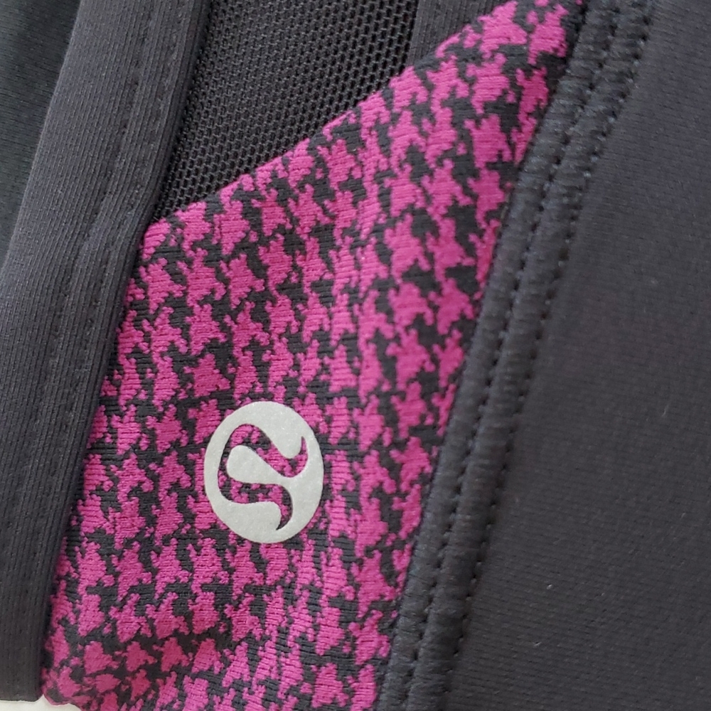 29. Lululemon Rise and Run Purple & Black Sports Bra - Picture 5 of 9